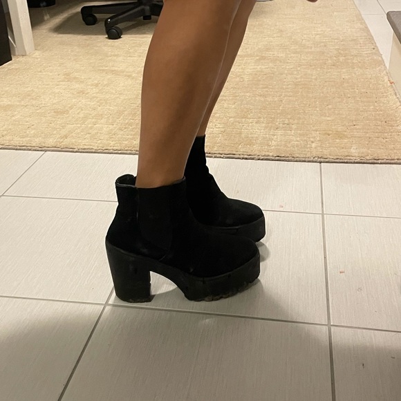 Chunky platform suede boots - Picture 4 of 4